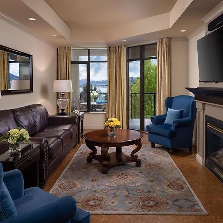 The Royal Kelowna - Bellstar Hotels & Resorts Экстерьер фото